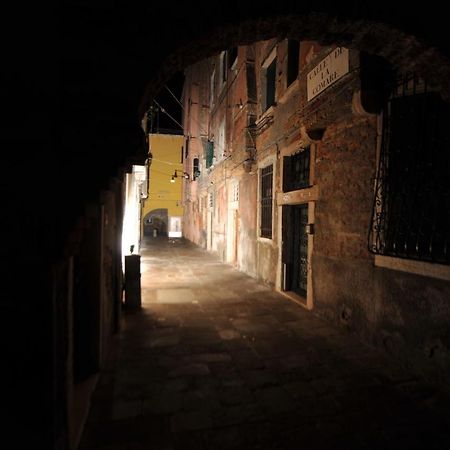 Calle De La Comare Venice Ngoại thất bức ảnh